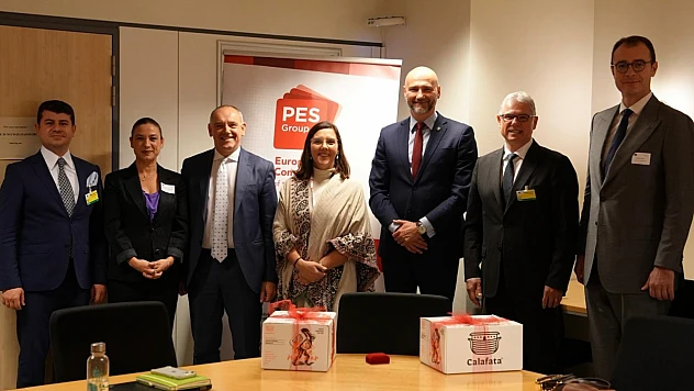 Başkan Sengel Brüksel'de konuştu: 'Her zor kışın ardından bahar gelir'