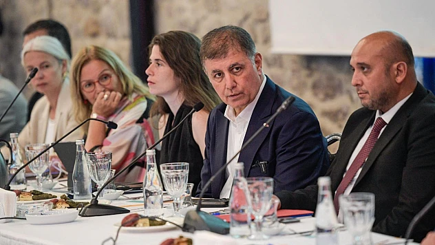 Başkan Tugay'dan turizm vizyonu: 'İzmir'in hazinelerini ortaya çıkarma zamanı'