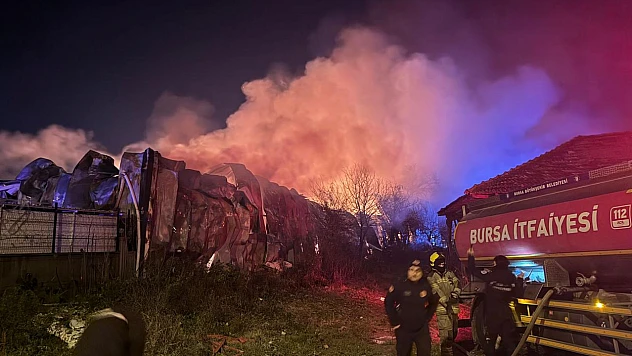 Bursa'da Korkutan Yangın!