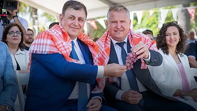 Cemil Tugay: 'Ben Gazi Mustafa Kemal Atatürk'ün Türkiyesiyle gurur duyuyorum'