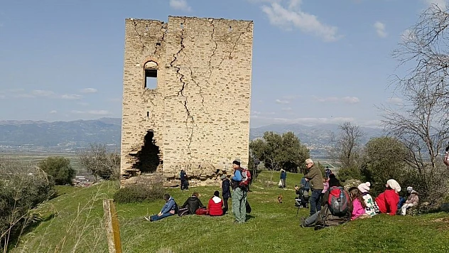 Doğaseverler Orthosia Antik Kenti'nde tarihi keşfe çıktı