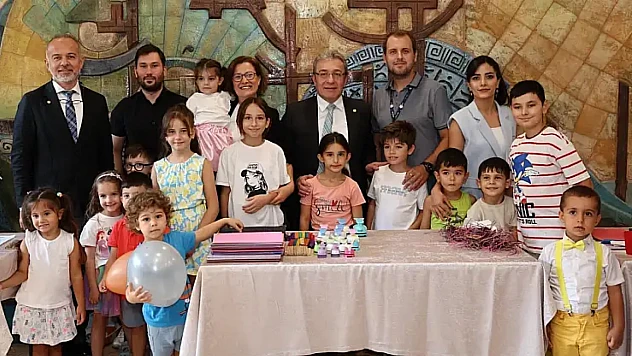 Dokuz Eylül Üniversitesi'nden 'Yaza Veda, Sonbahara Merhaba' etkinliği