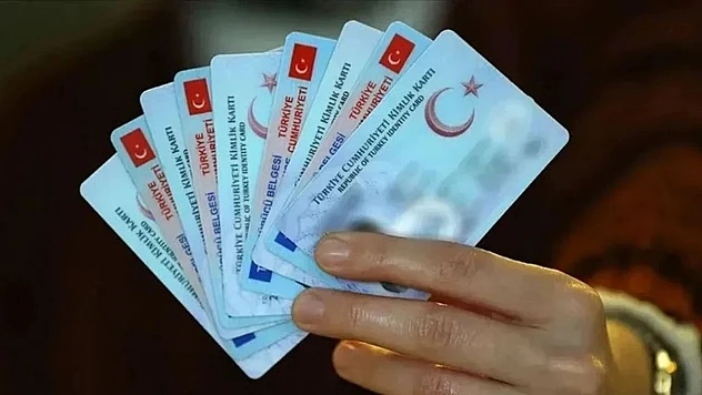 Ehliyete üst yaş sınırı geliyor: 75 yaş üstü artık direksiyon başına geçemeyecek