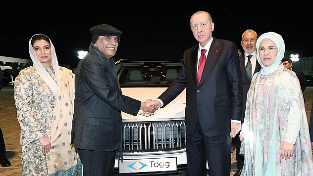 Erdoğan'dan Pakistan'a Togg hediyesi!