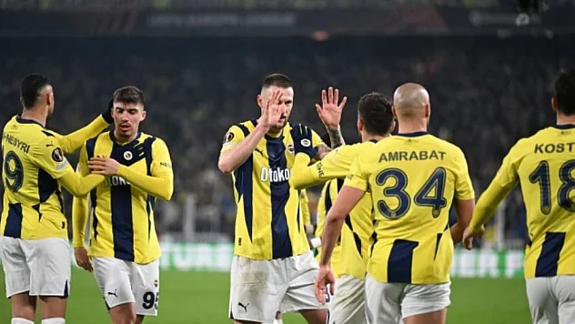 Fenerbahçe, Anderlecht'i 3-0 yendi!