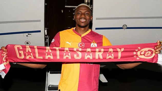 Galatasaray'dan tarihi transfer: Osimhen 75 milyon euro'ya sarı-kırmızılılarda