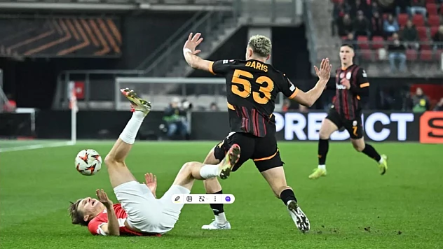 Galatasaray, UEFA Avrupa Ligi'nde AZ Alkmaar'a 4-1 yenildi