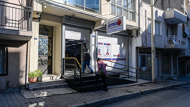 İZMAR'ın 15'inci mağazası Konak Gültepe'de hizmete açıldı