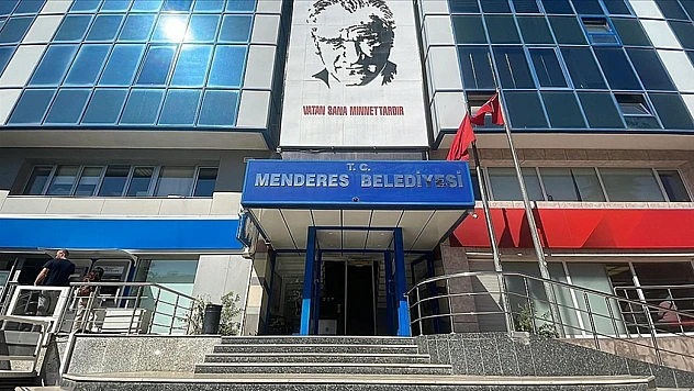 İzmir'de belediye krizi: 'Parayı veren ruhsatı alıyor' iddiası gündemde!