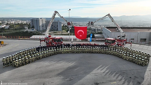 İzmir'in yeni itfaiye nemurları göreve başladı