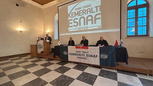 İzmir Tarihi Kemeraltı Esnaf Derneği'nde güven tazeleyen genel kurul