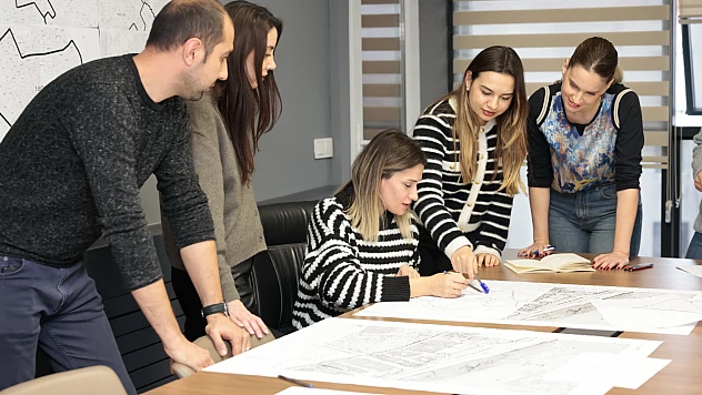 Konak'ta kentsel dönüşüm uygulama modeli hazırlanıyor