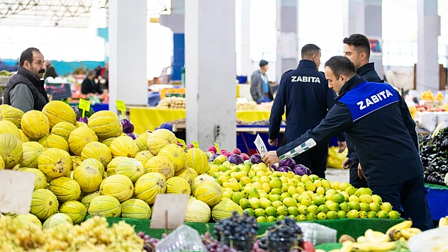 Narlıdere Belediyesi'nden pazar yerinde kapsamlı denetim