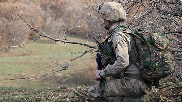 Pençe-Kilit Operasyonu'nda teröristlere ait mağara ele geçirildi