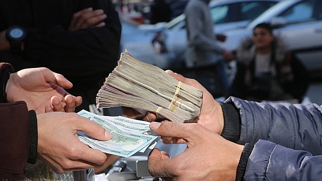 Suriye Lirası, Dolar karşısında değer kazanıyor