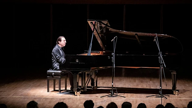 Ünlü Piyanist Fazıl Say İzmir'de Konser Verdi