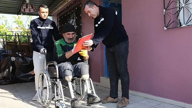 Vatandaşlara 24 Tekerlekli Sandalye Yardımı