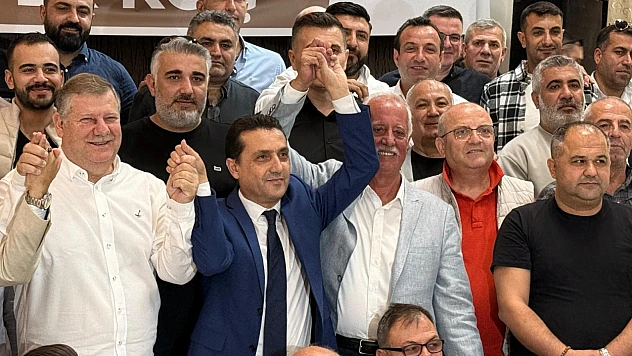 Zafer Koç'un adaylığına büyük destek: İZMOD'da salonlar taştı, geleceğe güçlü yürüyüş başladı