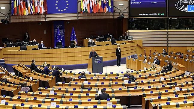 Avrupa Parlamentosu'ndan iltica hamlesi: Ortak 'Güvenli Ülke' listesi kabul edildi