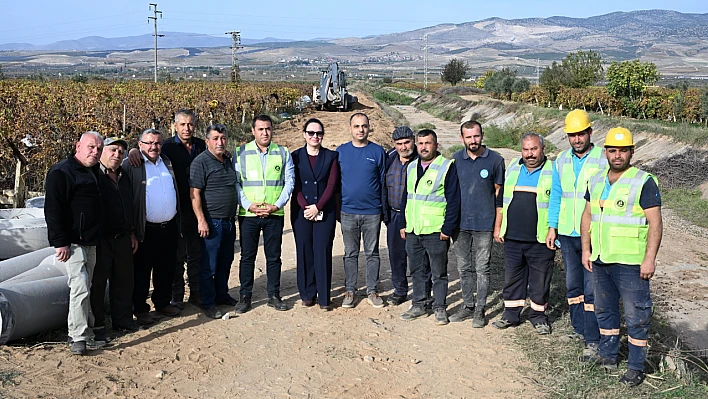 Alaşehir piyadeler mahallesi'nde 30 yıllık kanalizasyon sorunu çözüme kavuşuyor