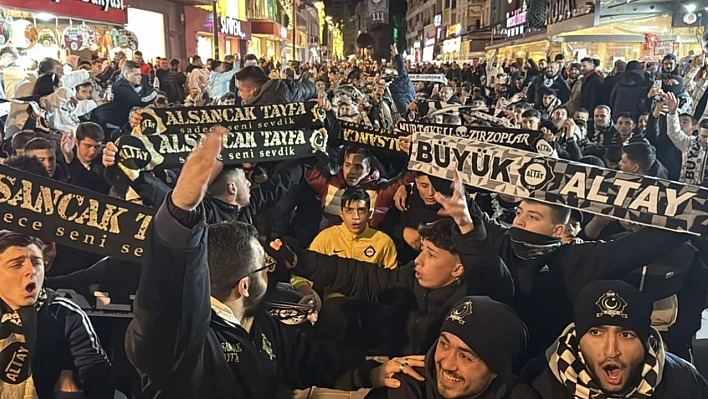 Altay'dan 111'inci Yıla Özel Kutlama!