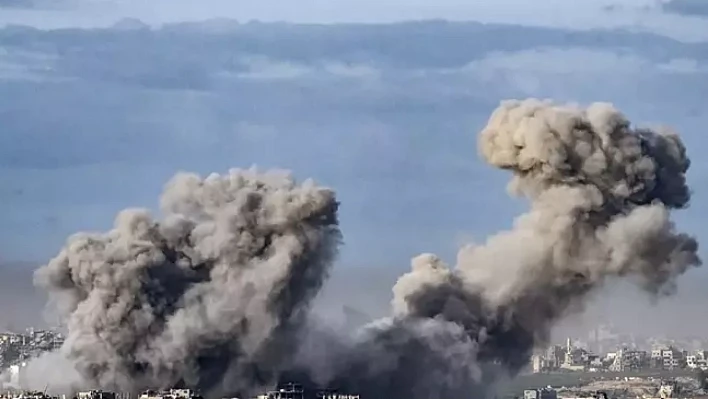 Son Dakika: İsrail, Gazze'yi bombaladı