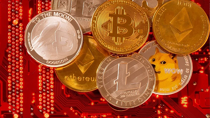 Bitcoin'de sert düşüş: 90 bin doların altına geriledi!