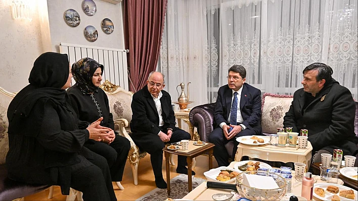 Bolu'da hayatını kaybeden Yiğit'in ailesine bakandan ziyaret!