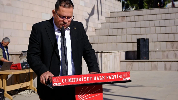 CHP Kuyucak İlçe Başkanı Özgür Yöreli görevden alındı
