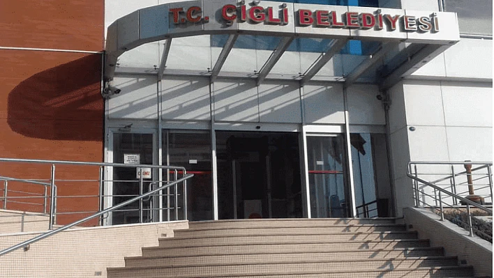 Çiğli Belediyesi çalışanların tüm alacaklarını ödedi