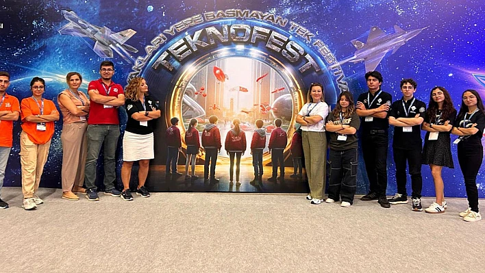 Çiğli Fen Lisesi Teknofest'e Damga Vurdu: 4 Proje İle Finale Yükseldi