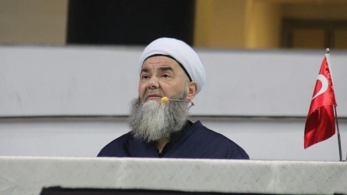 Cübbeli Ahmet Hoca Hastaneye Kaldırıldı