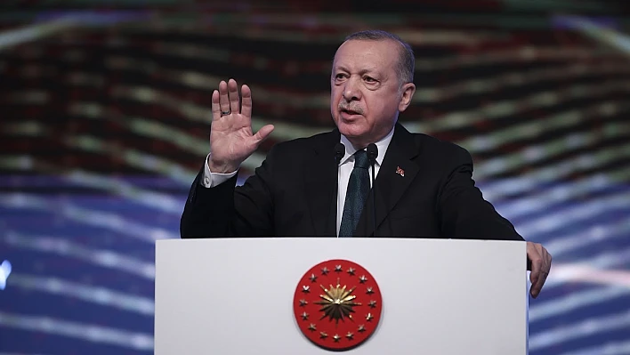 Cumhurbaşkanı Erdoğan: 'Sosyal medyaya yaş sınırı gelecek'