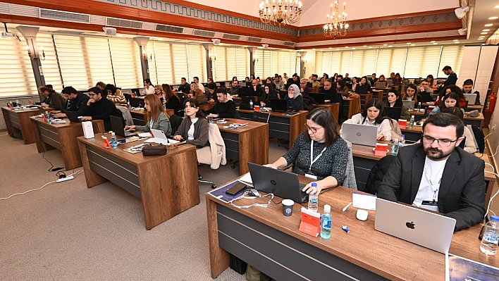 Denizli'de KOBİ'lere ve girişimcilere e-ticaret eğitimi