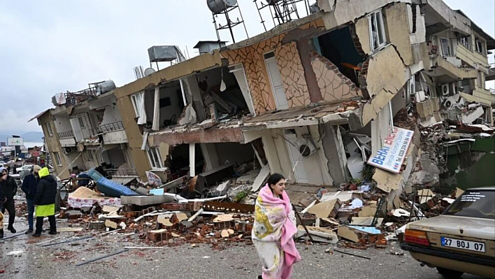 Deprem bölgesinde yapılandırma başvuru ve ödeme süreleri uzatıldı
