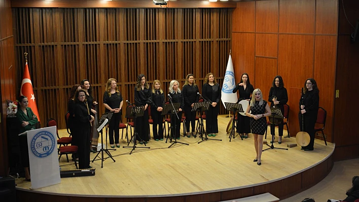 Ege Üniversitesi'nde 'Karagöz ve Hacivat Musikisi' Dinletisi