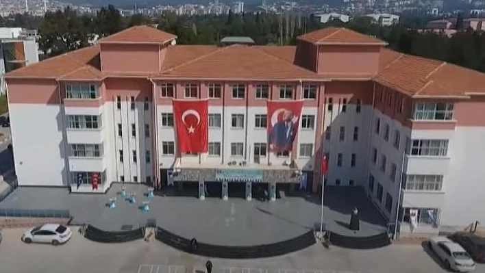 Eğitimde Sanatın Yeri Bir Zorunluluk mu Lüks mü?