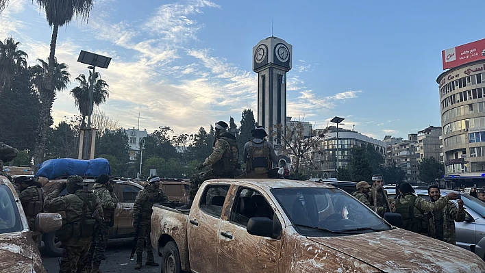 Esad Şam'ı Terk etti, Suriye'de 61 Yıllık Rejim Sona Erdi