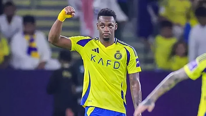 Fenerbahçe'den beklenen  transfer: Jhon Duran'ın uçağı İstanbul'a geliyor.