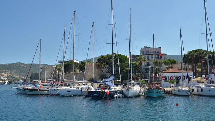 Foça Fok Marina'ya İZDENİZ'den Yeni Dokunuş