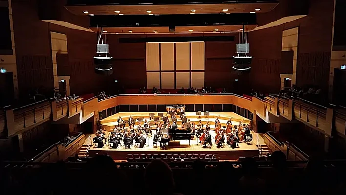 Genç opera solistleri İzmir'de sahneye çıkıyor!