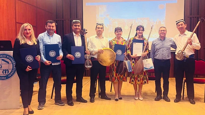 Hem Anlattılar Hem Dinlettiler
