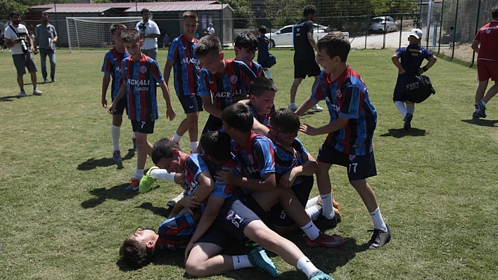 International Junior Cup'ta ilk şampiyonlar belli oldu