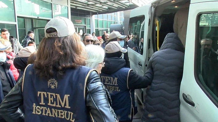 İstanbul'da belediyelere operasyon: Gözaltına alınanlar adliyeye sevk edildi