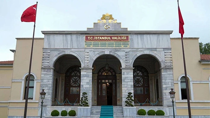 İstanbul Valiliği'nden kamu kurumlarına 'Cuma Namazı' uyarısı