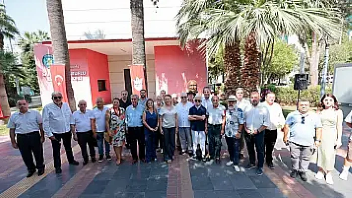 'İzmir Baba' Sancar Maruflu ölümünün 4. yılında saygıyla yad edildi