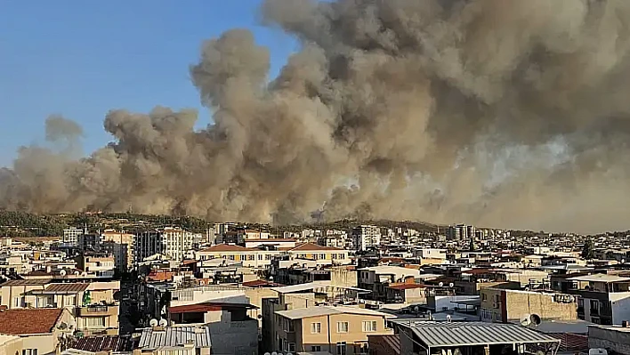 İzmir'de Orman Yangınına havadan müdahale gün doğumuyla yeniden başladı