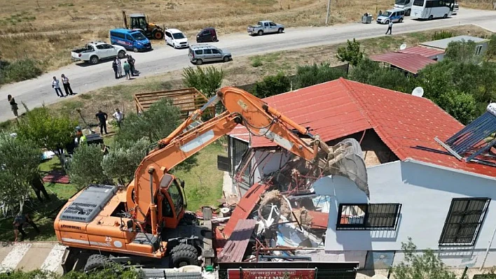 İzmir'deki hobi bahçeleri için yıkım kararı uygulanmaya başladı