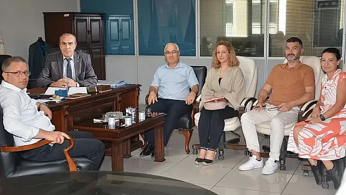 İzmir esnafından evlenecek çiftlere destek eli