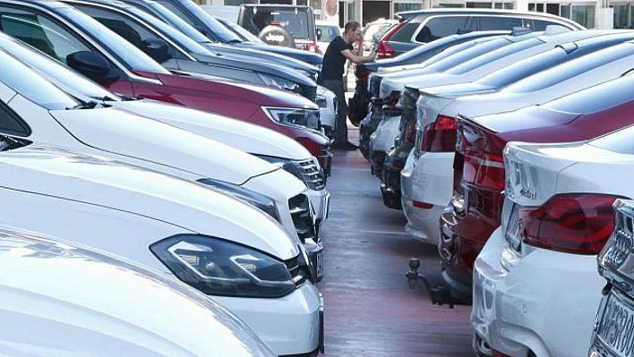 İzmir, ikinci el otomobil satışında ilk üçte!